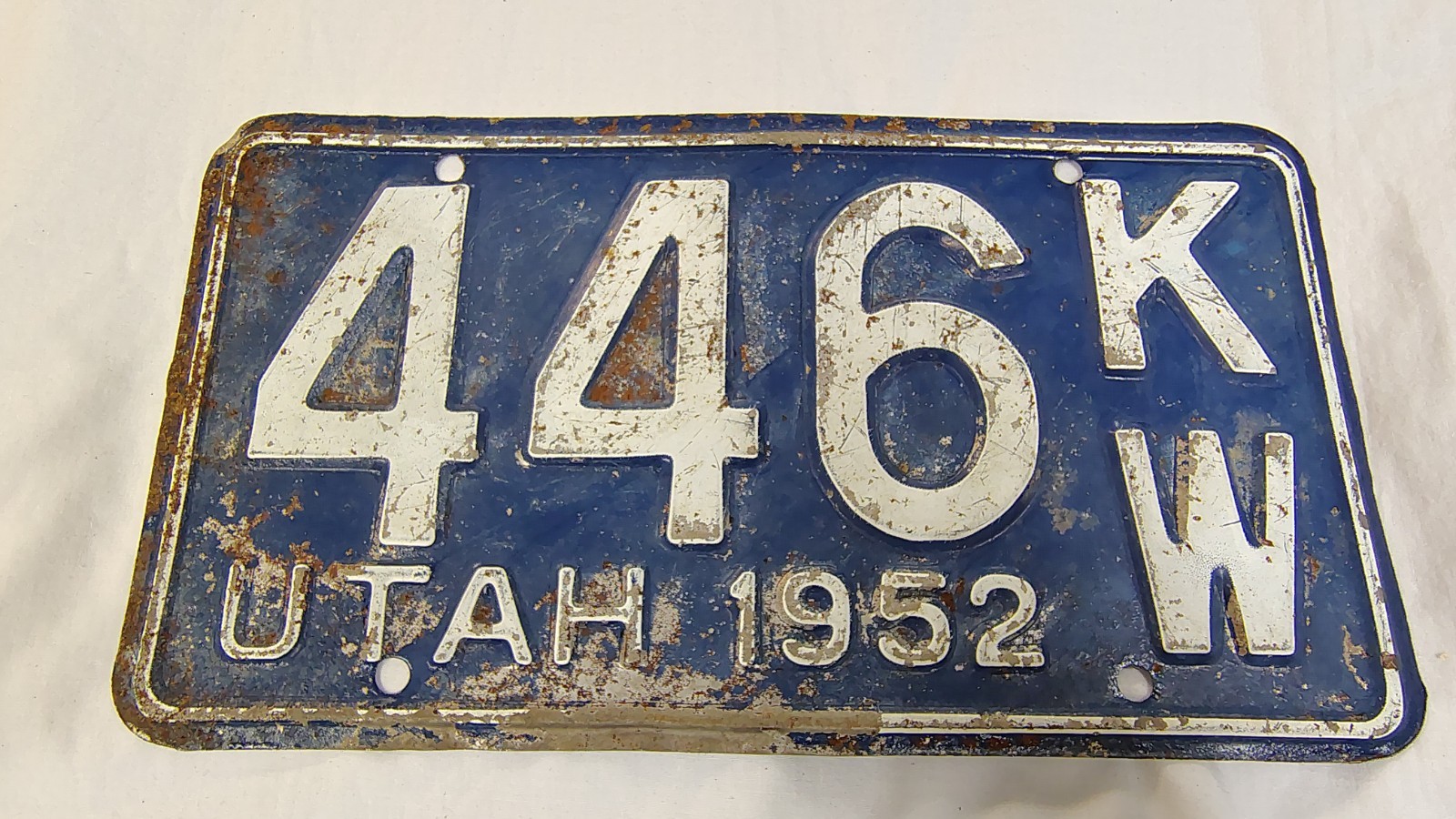 1952 Utah License Plate Tag 446 KW. Vintage. Single. Wall sign hanger decoration 1952 Utah License Plate Tag 446 KW. Vintage. Single. Wall sign hanger decoration