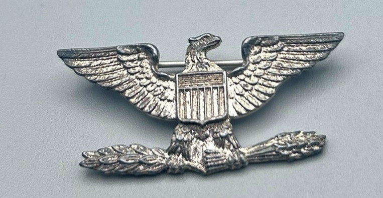 WWII Sterling Army Colonel Rank War Eagle Shoulder Insignia Pin - PIN BACK