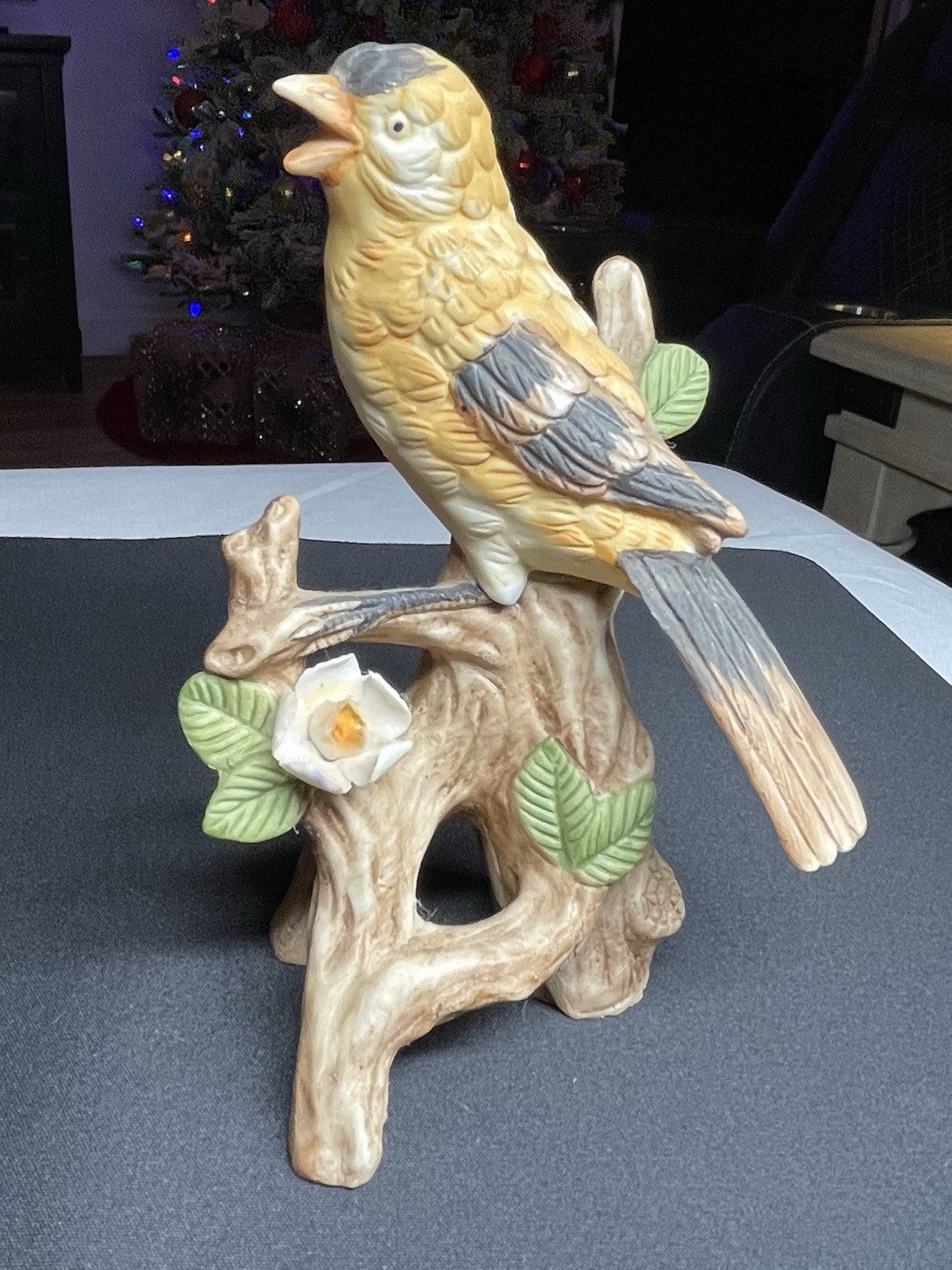 Vintage 1960-1970 MCM Bisque Ceramic 6” Yellow Finch Bird. Inarco Japan E-4977