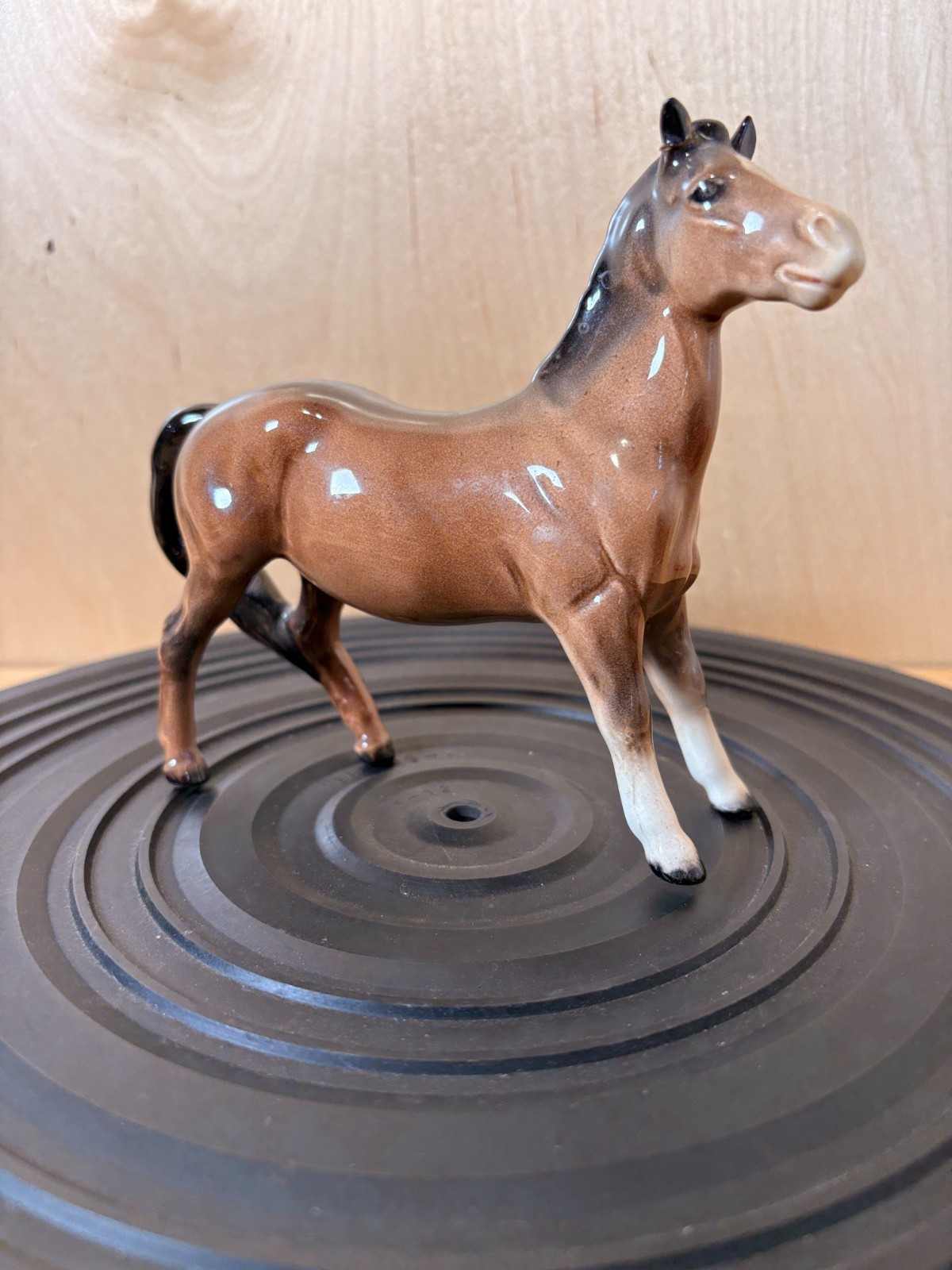 Vintage Beswick England Brown Horse Figurine Walking Dark Mane Tail Vintage Beswick England Brown Horse Figurine Walking Dark Mane Tail