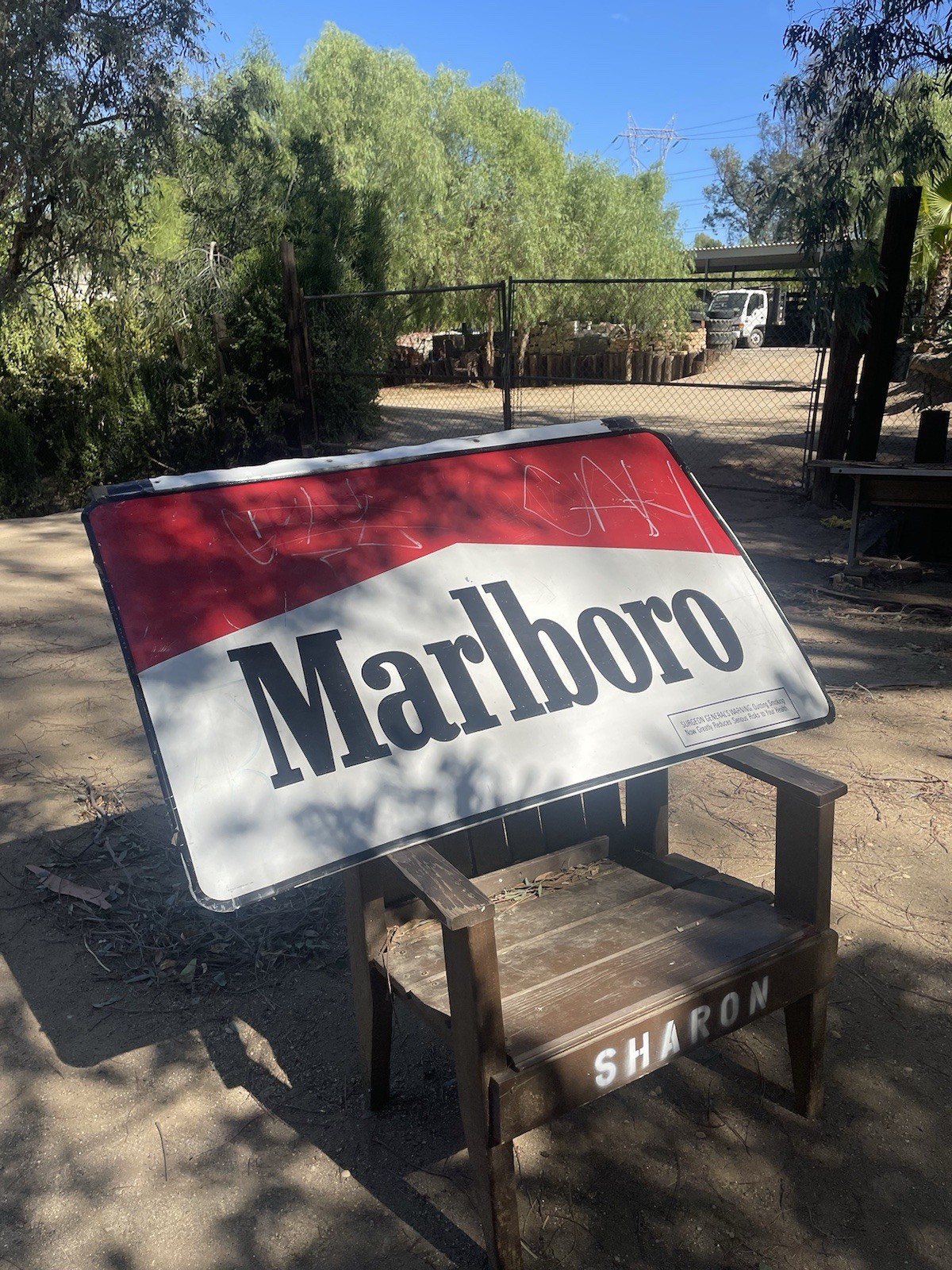 Vintage Philips Morris 1995 Marlboro Metal Sign Dive Bar Man Cave Decor Antique