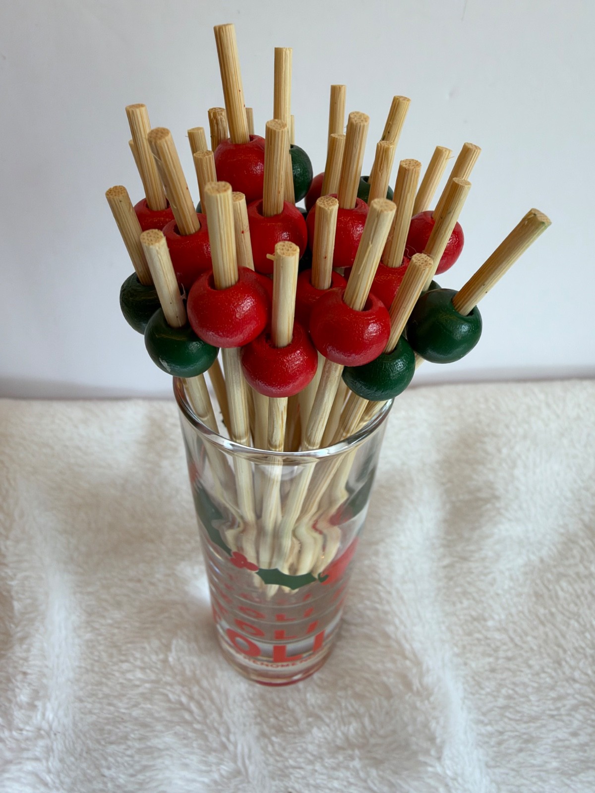Vintage Stoli Holiday Shot Glass With 30 Ne Red & Green Holiday Appetizer Picks Vintage Stoli Holiday Shot Glass With 30 Ne Red & Green Holiday Appetizer Picks