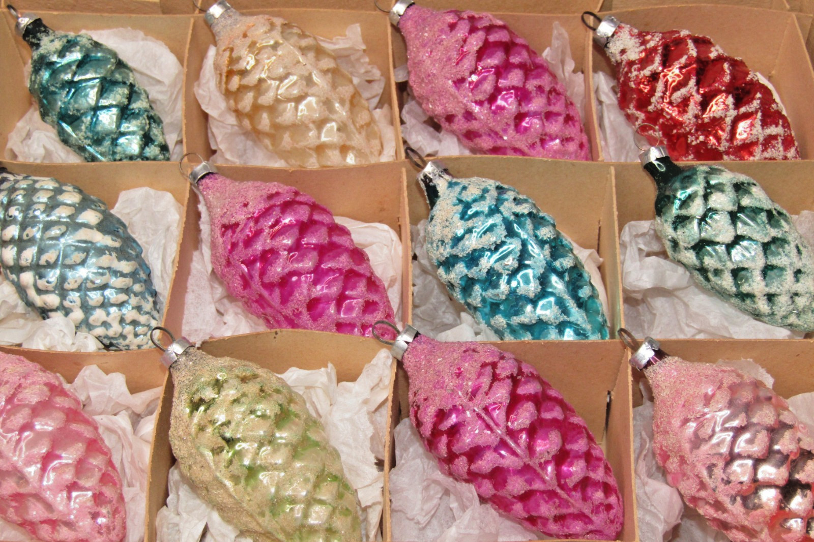 Lot VTG Glass Mica Sugared Outdent Embossed PINECONE Christmas Ornaments Germany