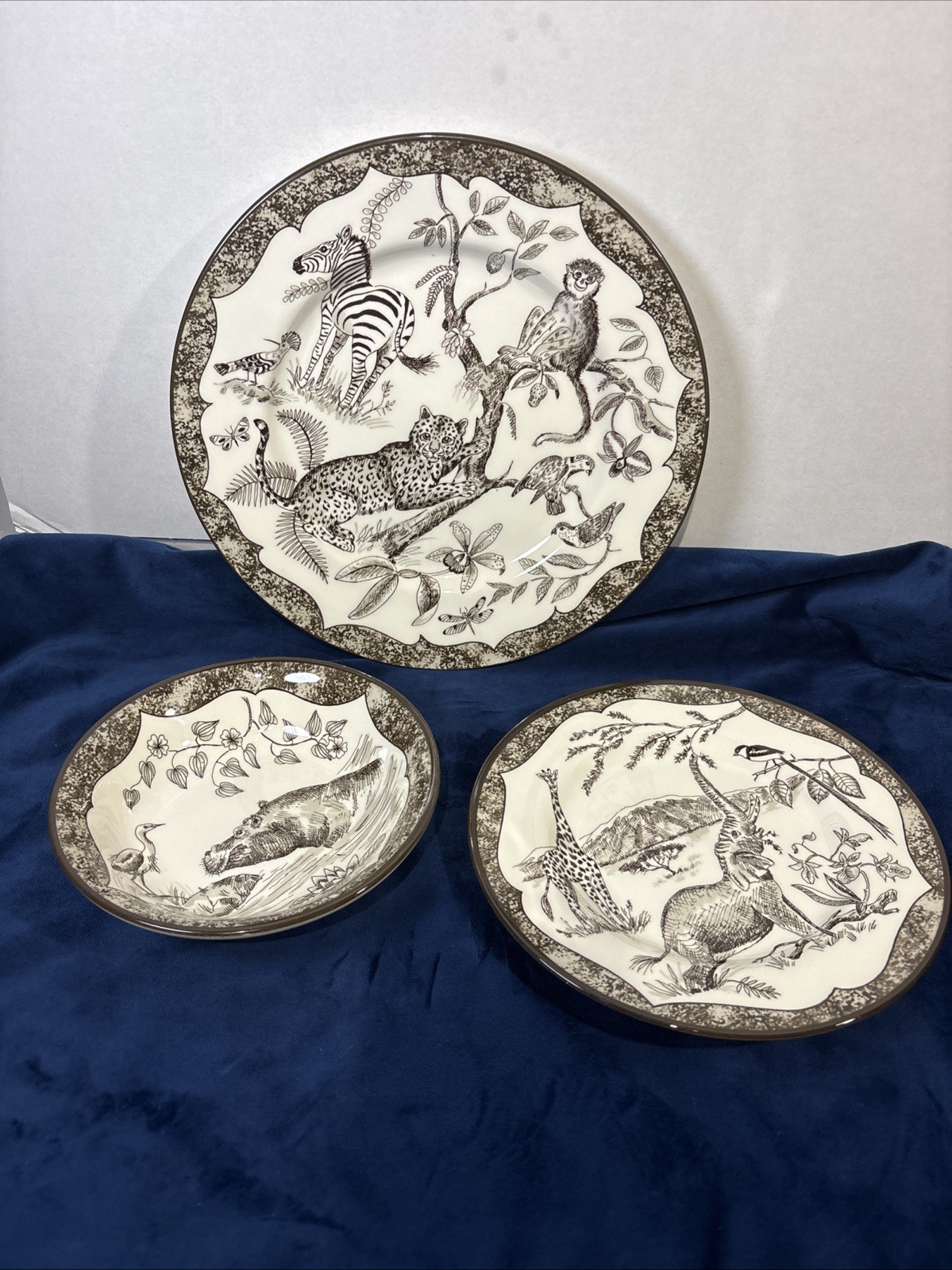 Lynn Chase African Inspirations Brown 3 Pc Plate Salad Bowl England Wildlife
