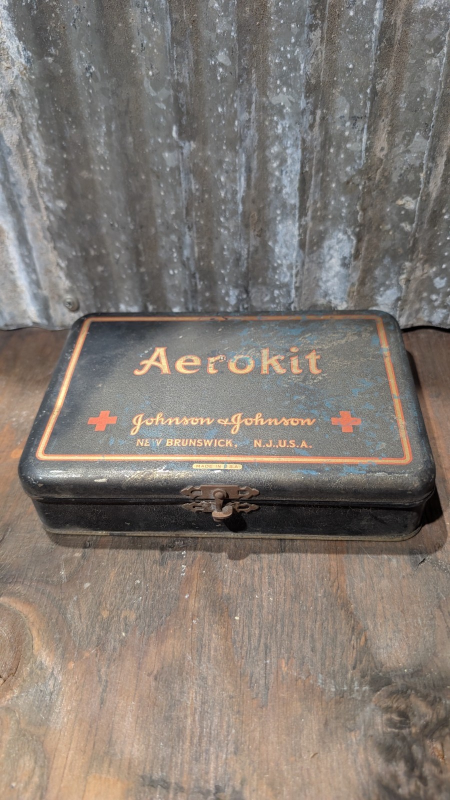 Rare ANTIQUE 1920s JOHNSON & JOHNSON AERO KIT MEDICAL Aeroplane FIRST AID KIT Rare ANTIQUE 1920s JOHNSON & JOHNSON AERO KIT MEDICAL Aeroplane FIRST AID KIT