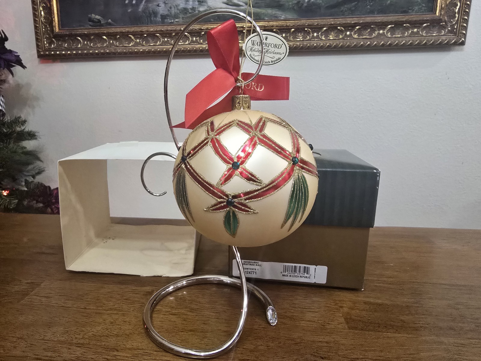VTG Waterford Holiday Heirlooms Ashbourne Christmas Ball Glass Ornament 124771 VTG Waterford Holiday Heirlooms Ashbourne Christmas Ball Glass Ornament 124771