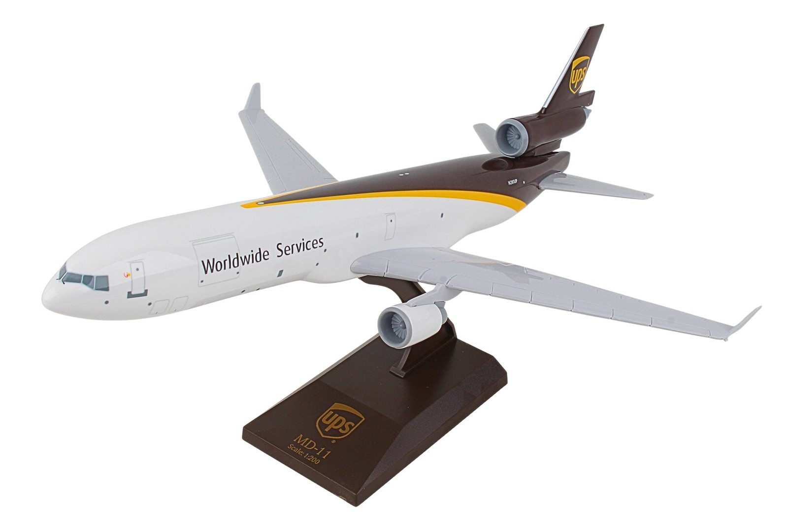 Skymarks SKR1086 UPS McDonnell Douglas MD-11F N821UP Desk Model 1/200 Airplane