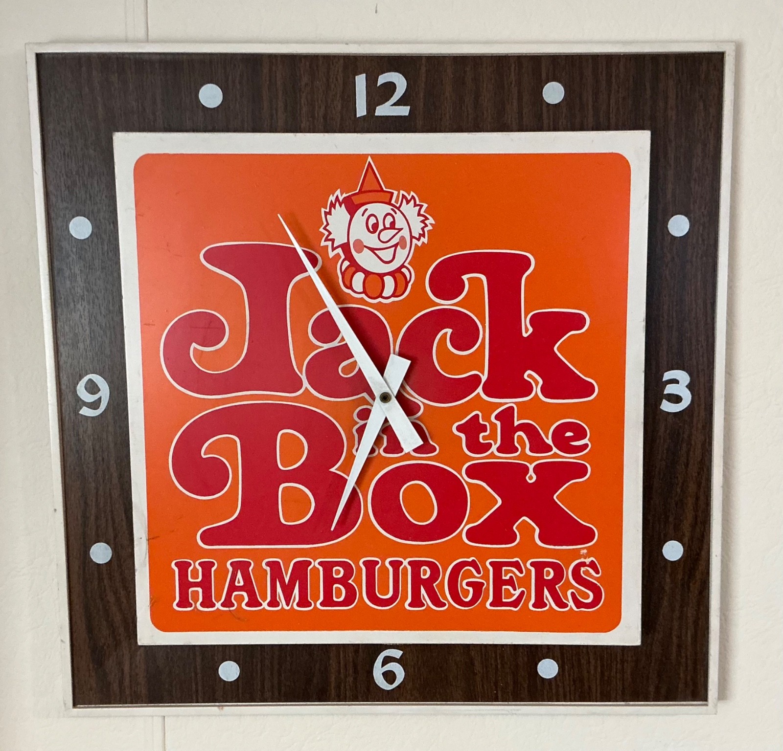 RARE 1970’s Jack in the Box Hamburgers Clock Fast Food Advertising Sign Clown RARE 1970’s Jack in the Box Hamburgers Clock Fast Food Advertising Sign Clown