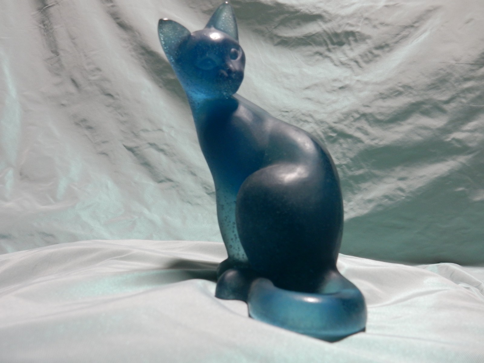 Daum France Pate de Verre Blue Russian Cat Sculpture Daum France Pate de Verre Blue Russian Cat Sculpture