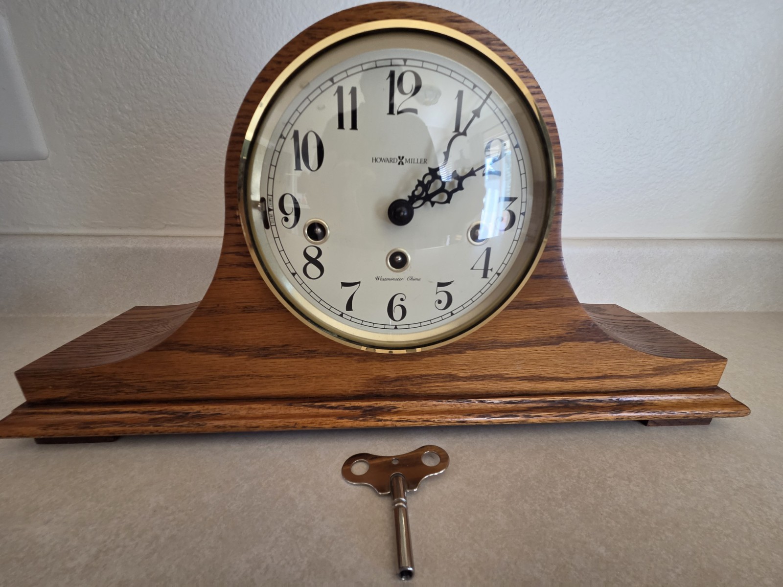 Howard Miller 612-618 Oak Mantel Clock Westminster Chime Hermle Tested w/Key