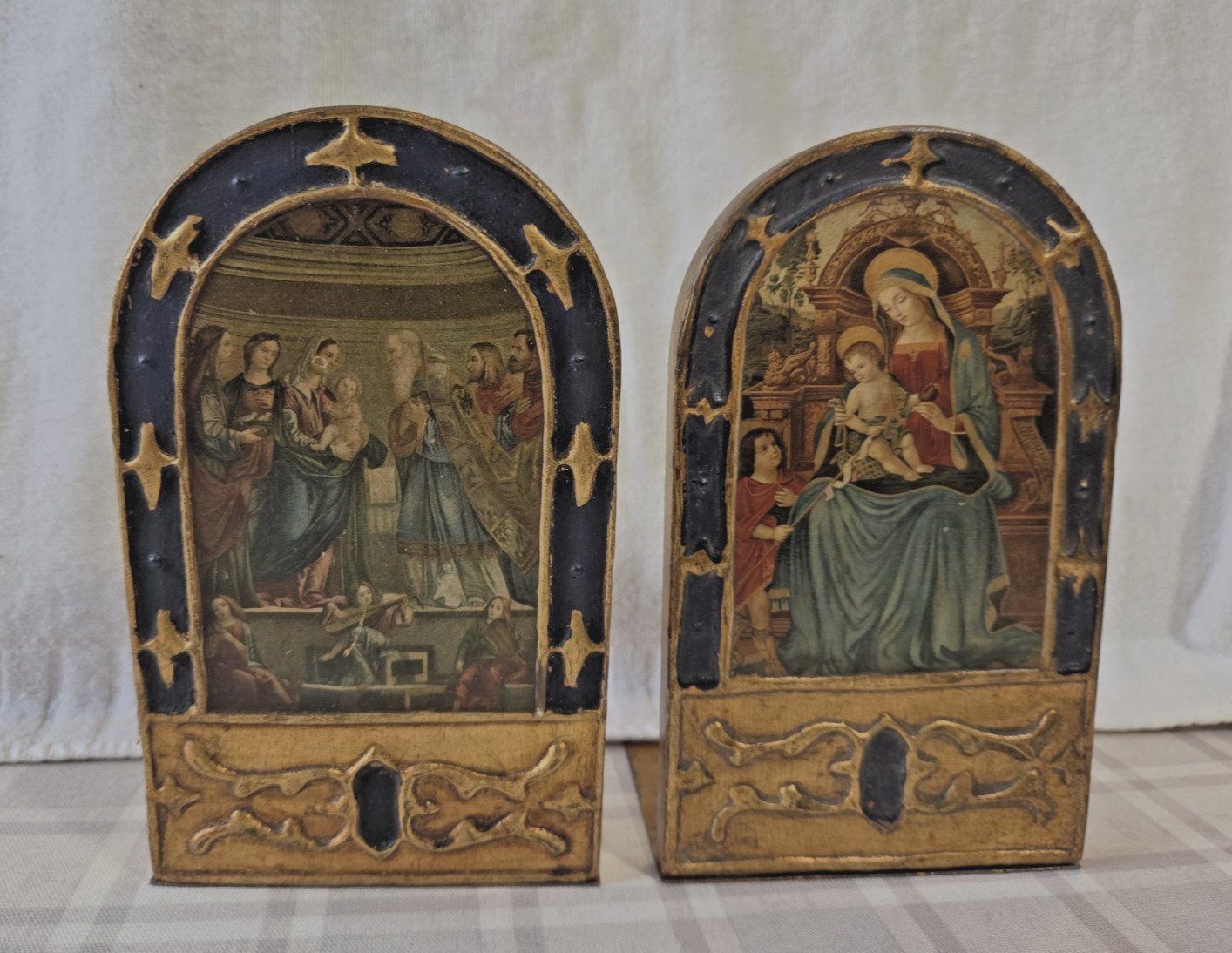Vintage Italian Florentine Style Gold Gilt Wood Bookends Madonna Child Religious Vintage Italian Florentine Style Gold Gilt Wood Bookends Madonna Child Religious