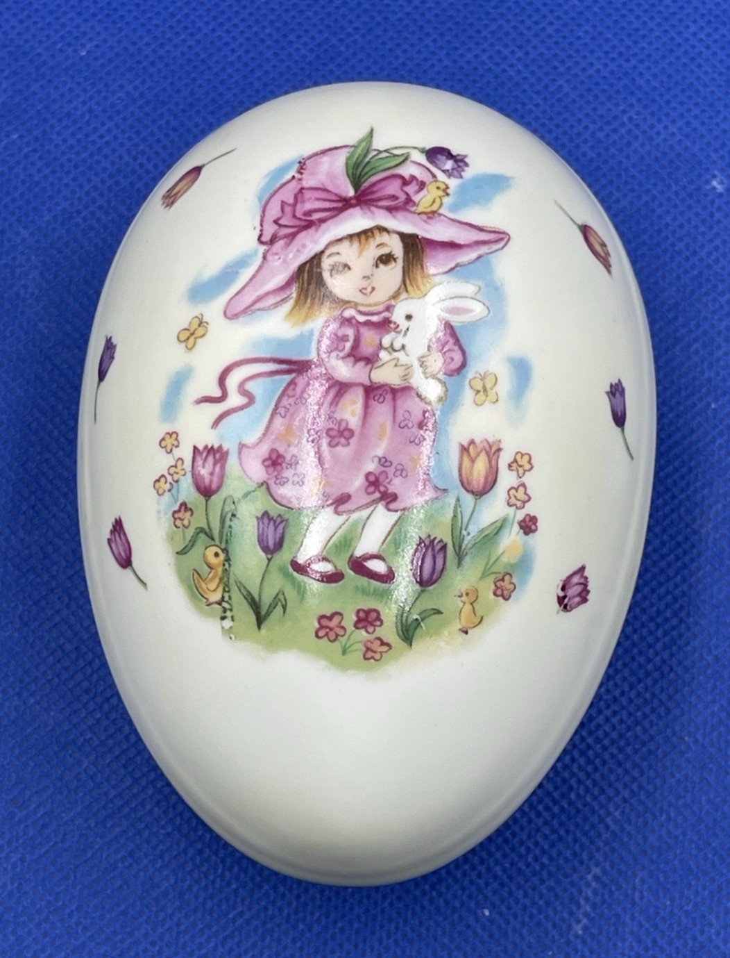 Vintage Lefton Japan 8218 Easter Egg Trinket Box Girl Bunny Porcelain   A71