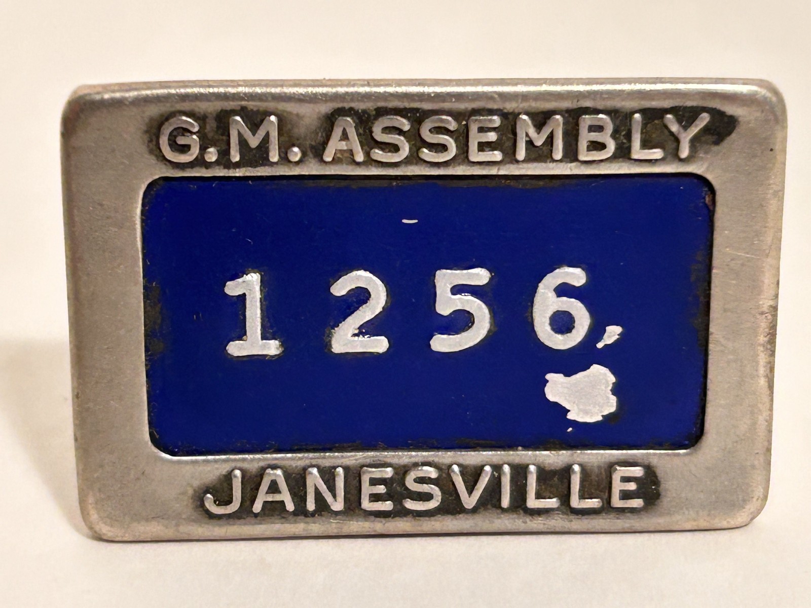 General Motors - GM Assembly Employee Numbered Badge/Pin from Janesville, WI