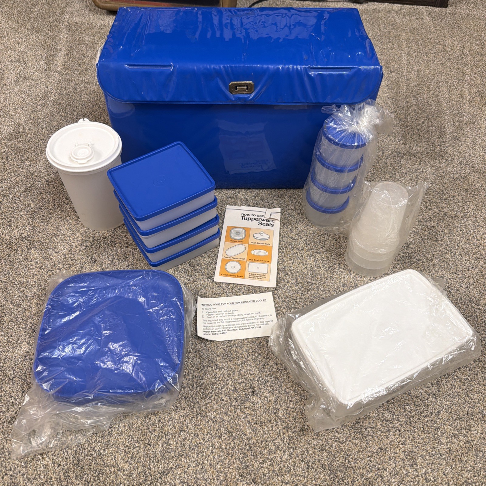 Vintage 1980\'s Tupperware Picnic Set Cooler Pack Blue Complete