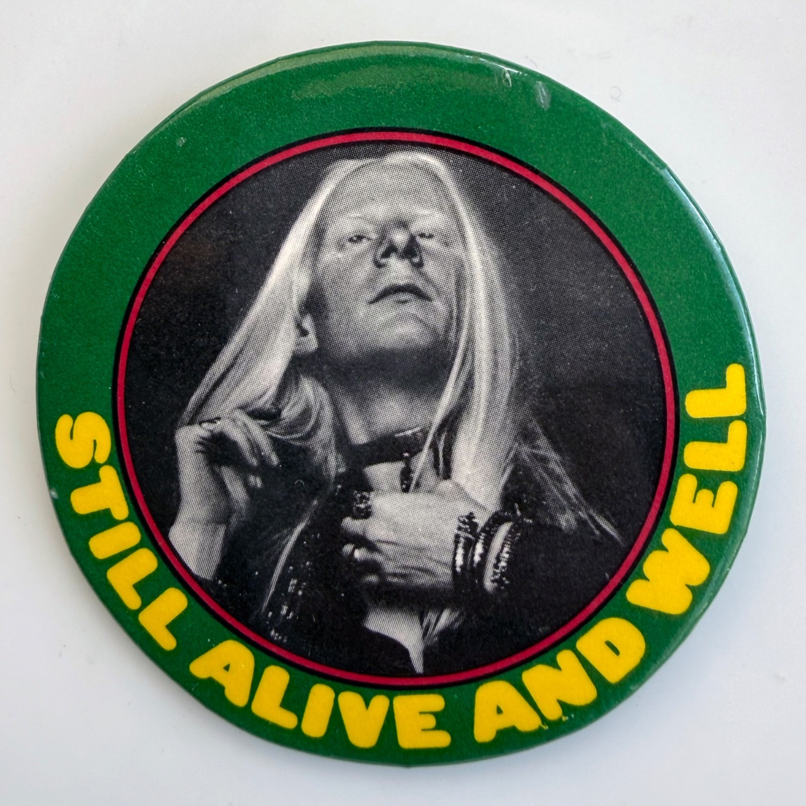 Vintage 1973 JOHNNY WINTER promo pin Still Alive and Well button 3\