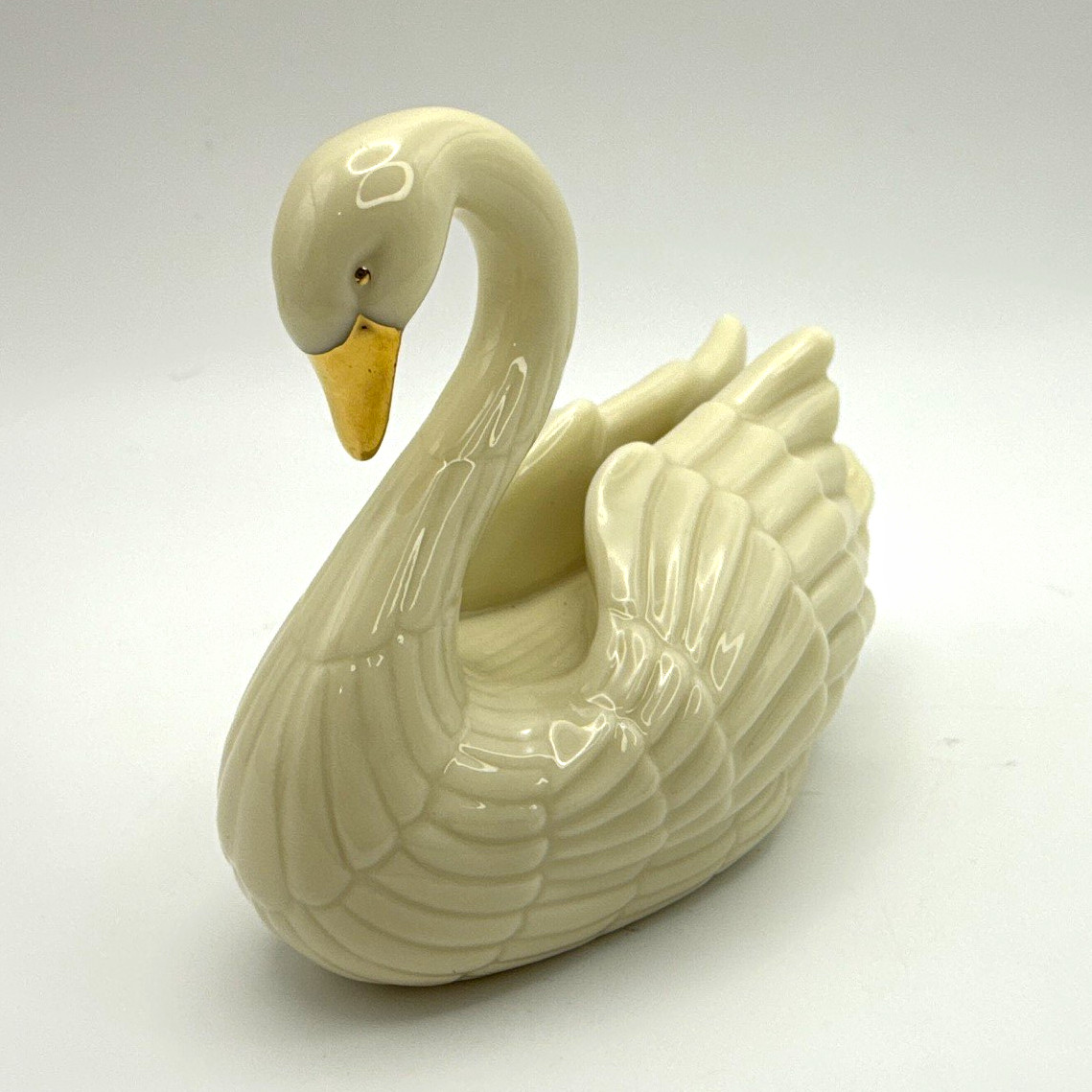 Lenox Porcelain Wht/24 K Gold Swan Figurine Collectible Place Card Holder Decor 