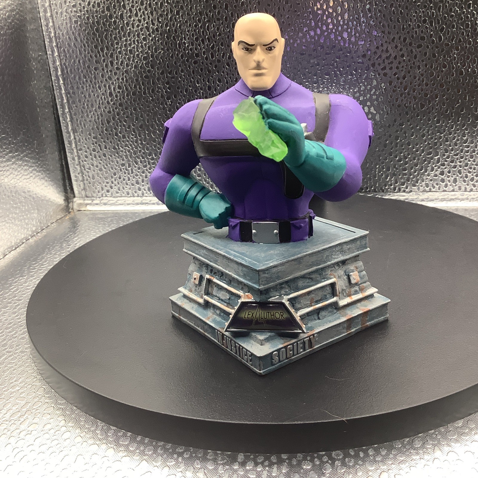 Lexluthor Injustice Society Statue By Monogram Dc Comics