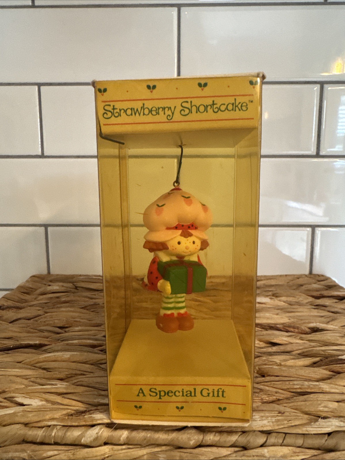 Vintage 1983 Strawberry Shortcake \