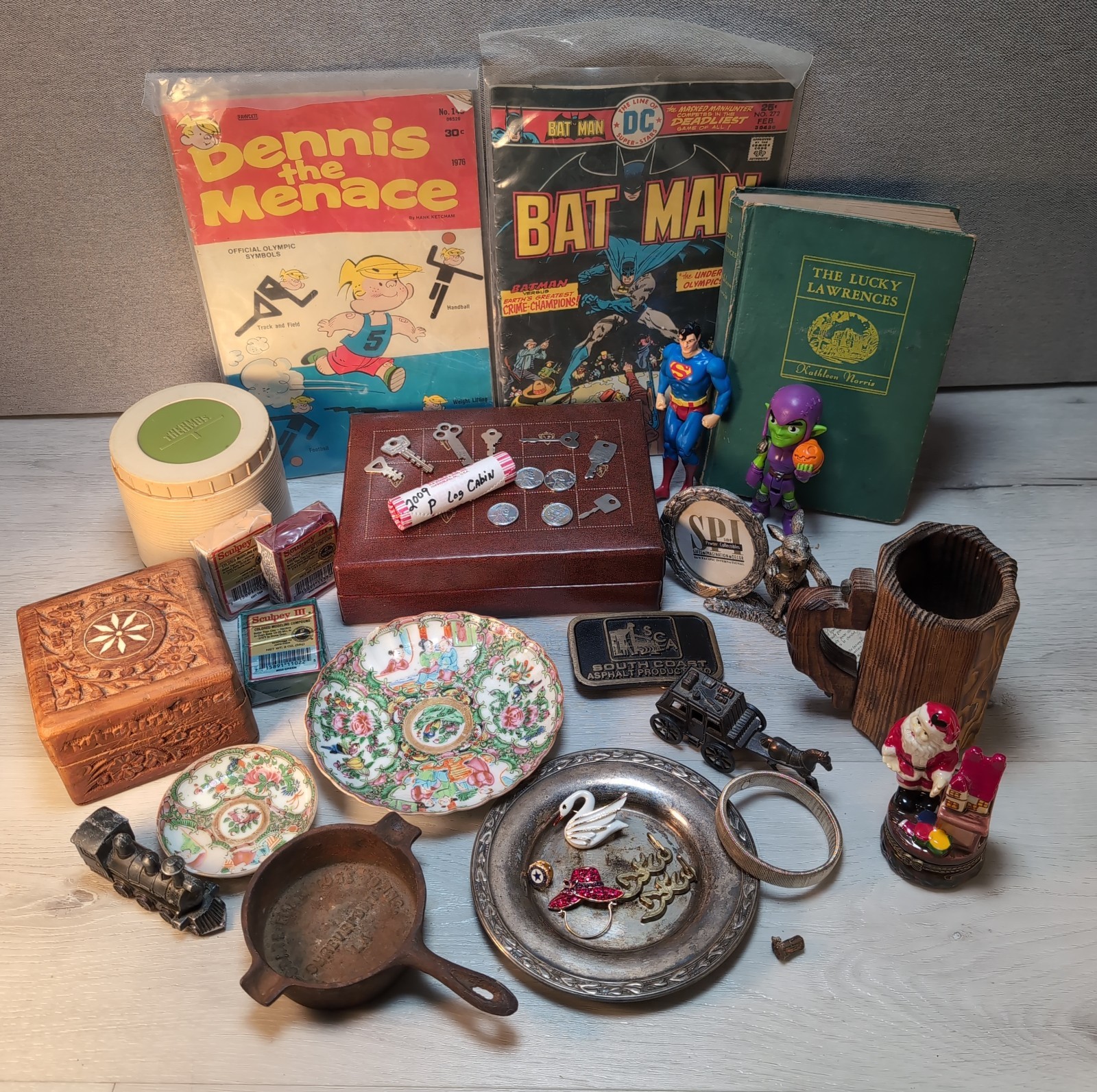 JUNK DRAWER Lot (40+) Antique & Vintage Americana Coins Comics Toys Rustic JUNK DRAWER Lot (40+) Antique & Vintage Americana Coins Comics Toys Rustic