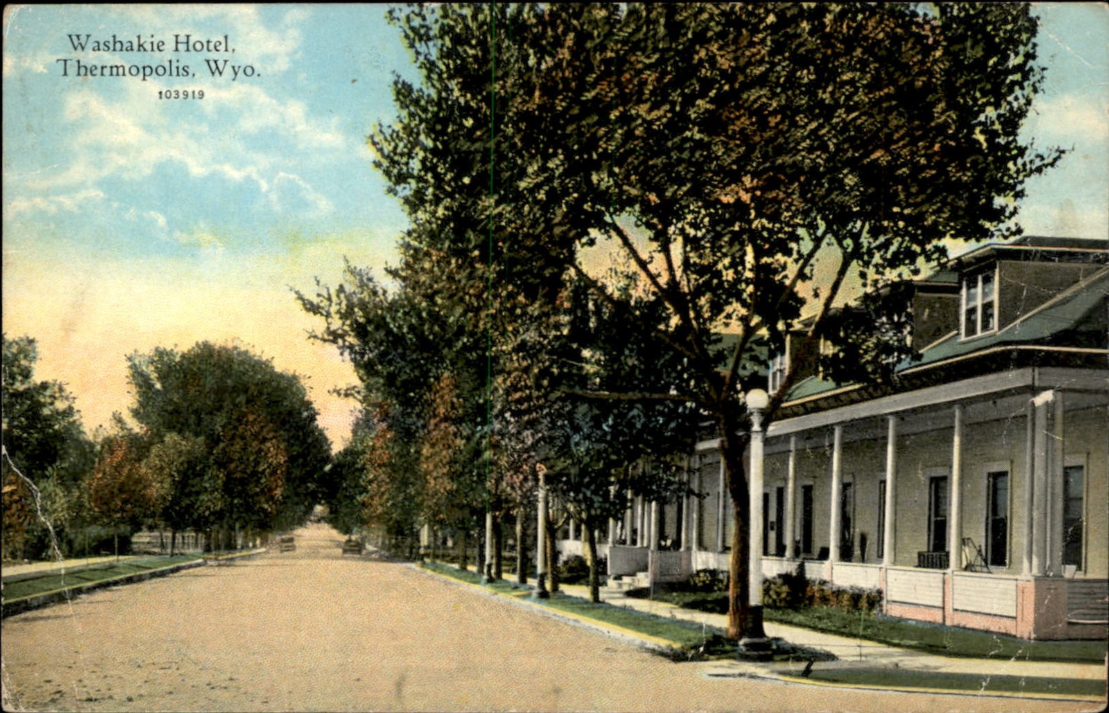 Thermopolis Wyoming Washakie Hotel c1900-20s Vintage Postcard