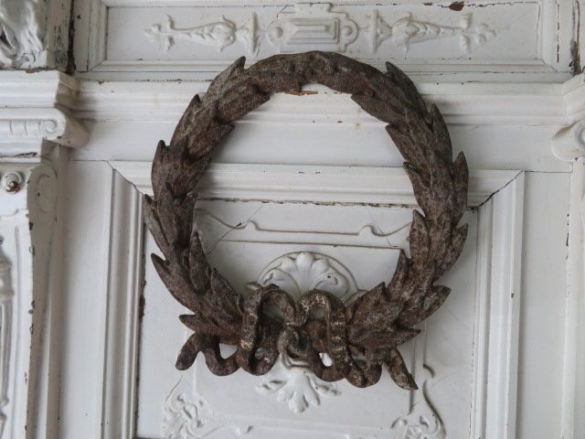Old Vintage CAST IRON Metal WREATH with BOW Detail FRAGMENT Rusty Patina