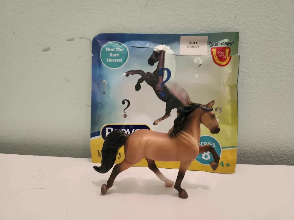 Breyer Stablemates G3 Tennesee Walking Horse #B-SM-10803 \ Breyer Stablemates G3 Tennesee Walking Horse #B-SM-10803 \