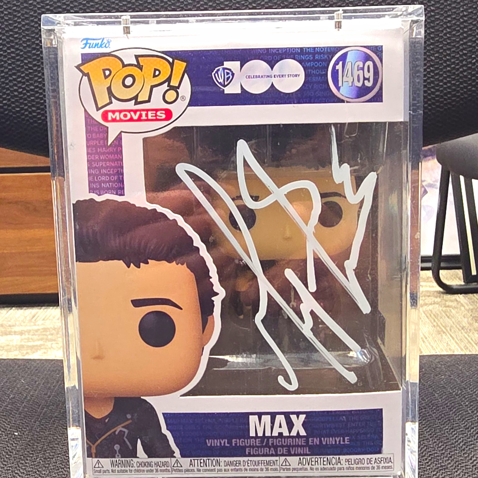 Funko Pop Movies Max #1469 Autographed Mel Gibson WB 100 Vinyl Figure