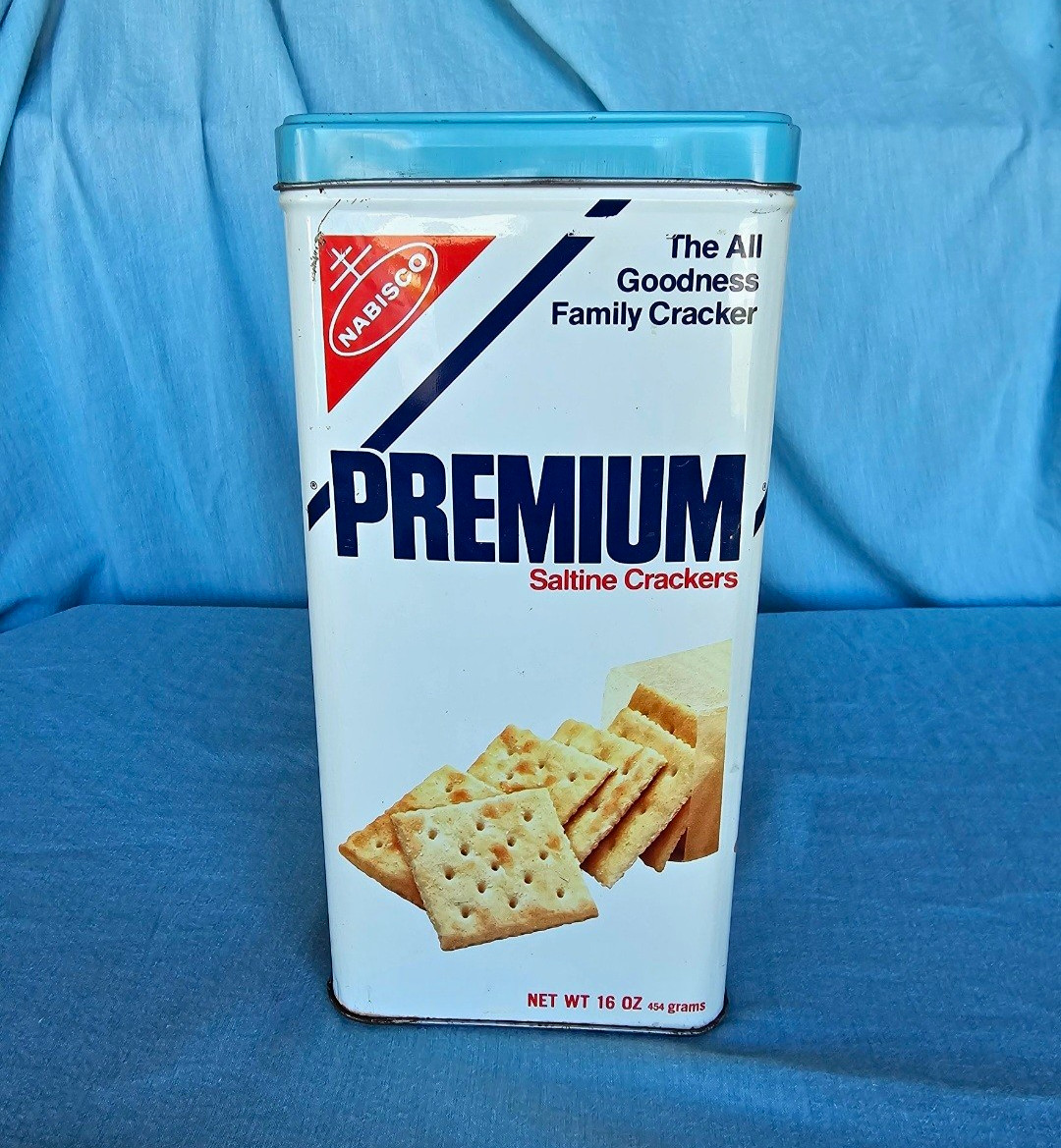Nabisco Premium Saltine Crackers Advertising Tin 1978 White Blue Red Nabisco Premium Saltine Crackers Advertising Tin 1978 White Blue Red