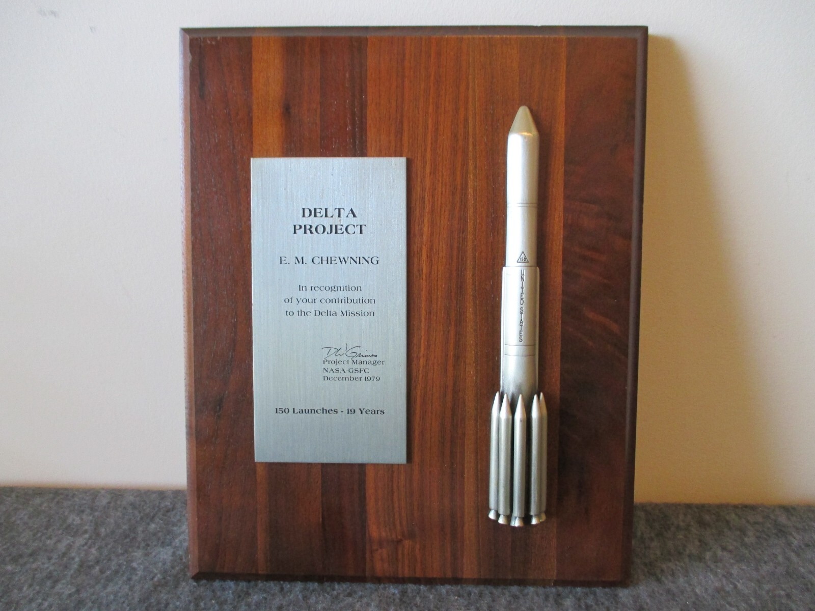 NASA DELTA PROJECT AWARD 150 LAUNCHES- DELTA MISSION- 1979 GODDARD PLAQUE (GSFC) NASA DELTA PROJECT AWARD 150 LAUNCHES- DELTA MISSION- 1979 GODDARD PLAQUE (GSFC)