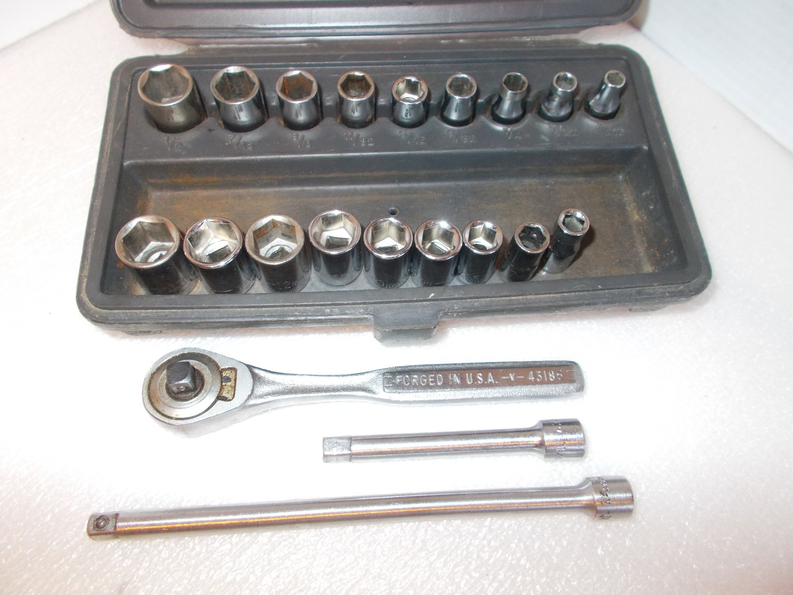 VTG. Craftsman 1/4” Dr. Socket Set SAE & Metric with Extensions & Hard Case =V= VTG. Craftsman 1/4” Dr. Socket Set SAE & Metric with Extensions & Hard Case =V=