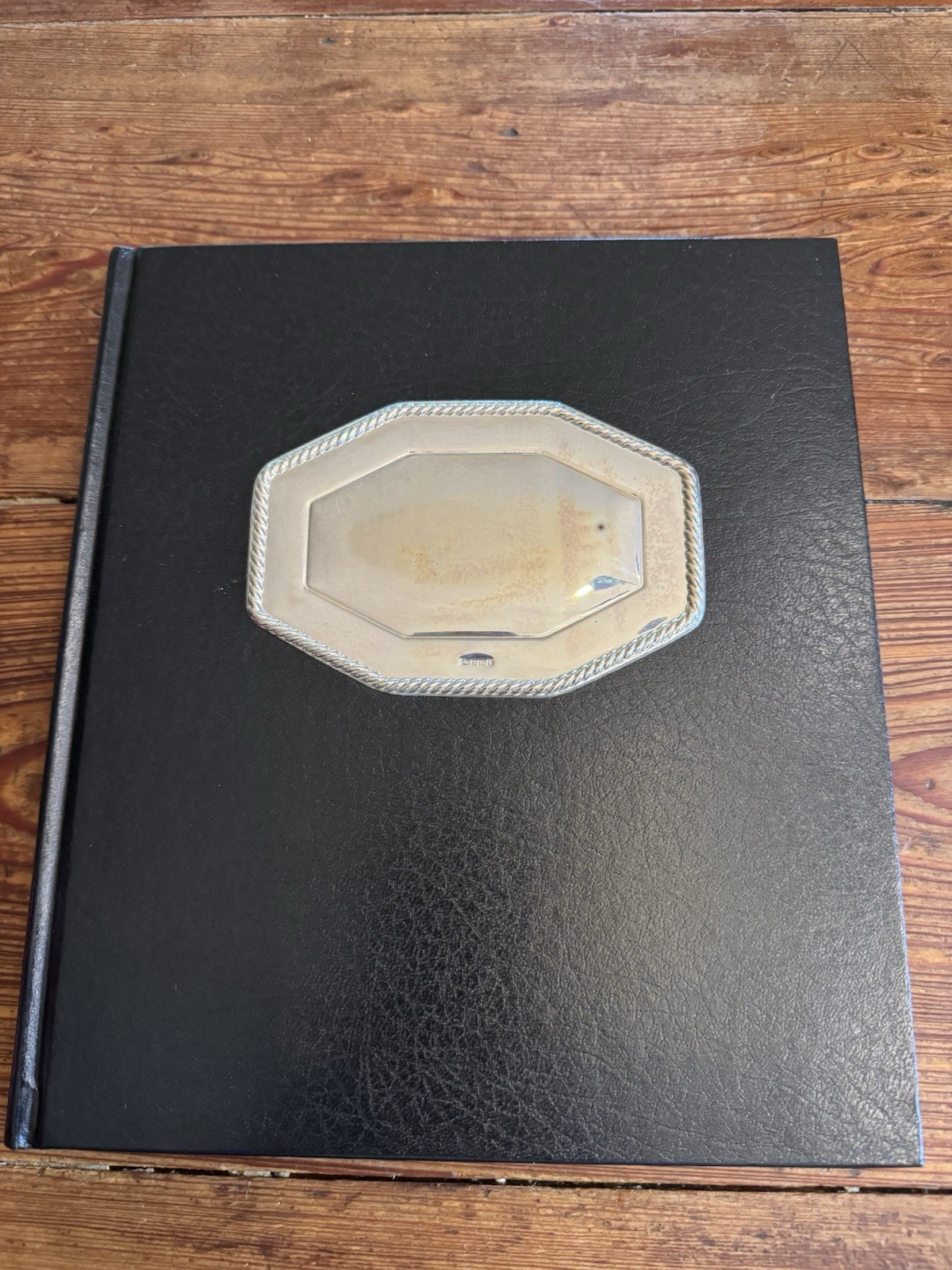 Cigar Dossier Book with UK Hallmarked Sterling Silver Cover Plate - Mako Publish Cigar Dossier Book with UK Hallmarked Sterling Silver Cover Plate - Mako Publish