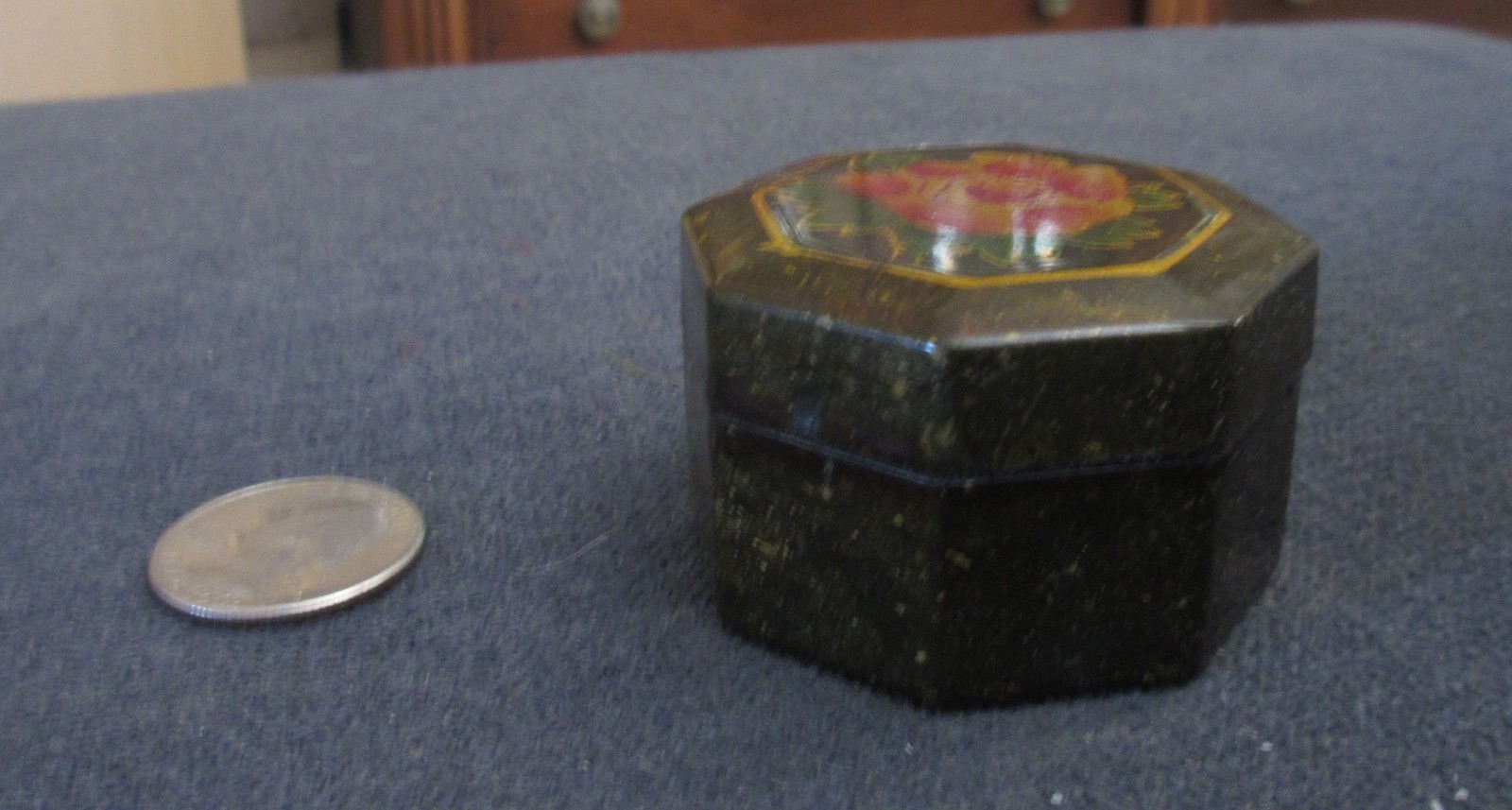Lacquerware Hexagonal Trinket Keepsake Box Orange Flowers - Lined 1 7/8\