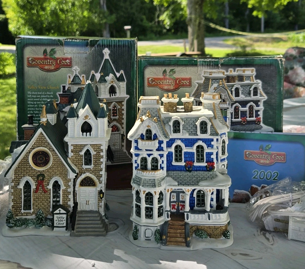 Lot Of 2 Lemax 2002 Coventry Cove. Murray Manor & Valley View Church. Porcelain Lot Of 2 Lemax 2002 Coventry Cove. Murray Manor & Valley View Church. Porcelain