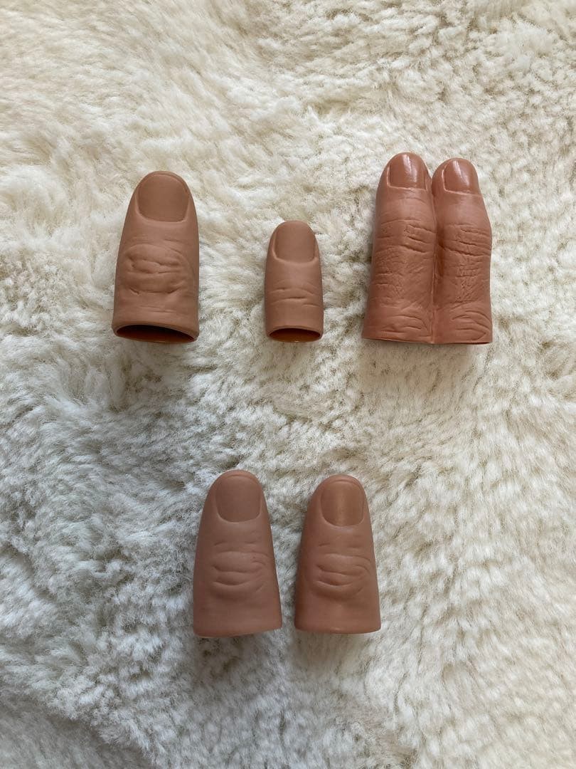 Realistic Skin Tone Magic Thumb Tips 5pc Set Collectible13+ Party Goods H538 Realistic Skin Tone Magic Thumb Tips 5pc Set Collectible13+ Party Goods H538