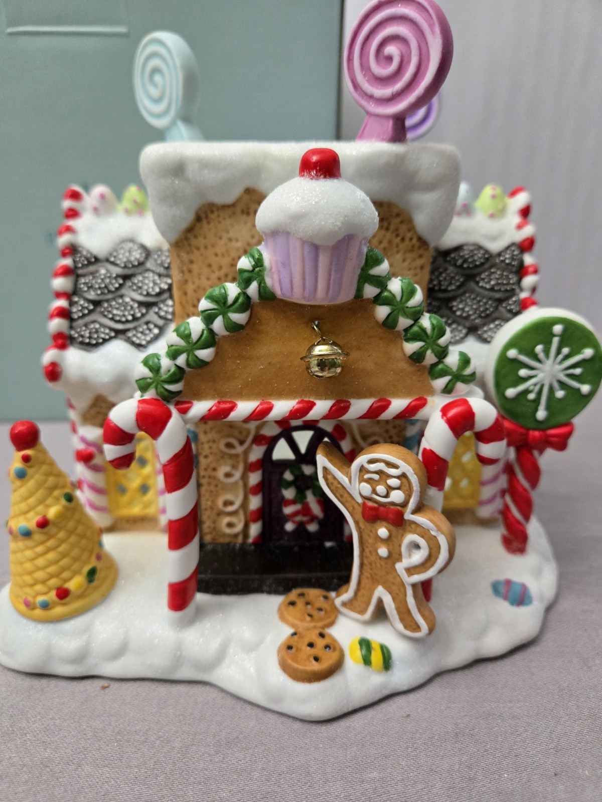 Vintage PartyLite Gingerbread Village House 1 Tealight Candle Holder Porcelain Vintage PartyLite Gingerbread Village House 1 Tealight Candle Holder Porcelain