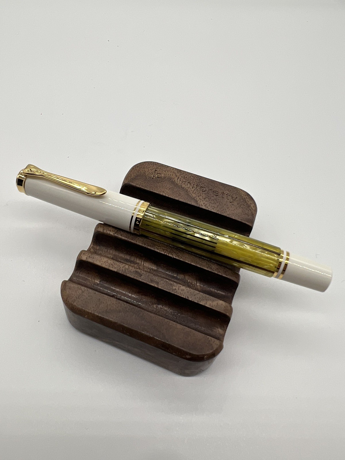Pelikan fountain pen Souverän M400 Tortoiseshell-White nib width  ef nib，no box