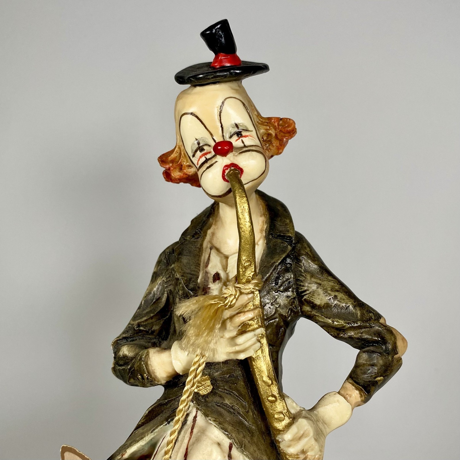 A Santini Capodimonte Clown Saxophone Figurine Italy 13