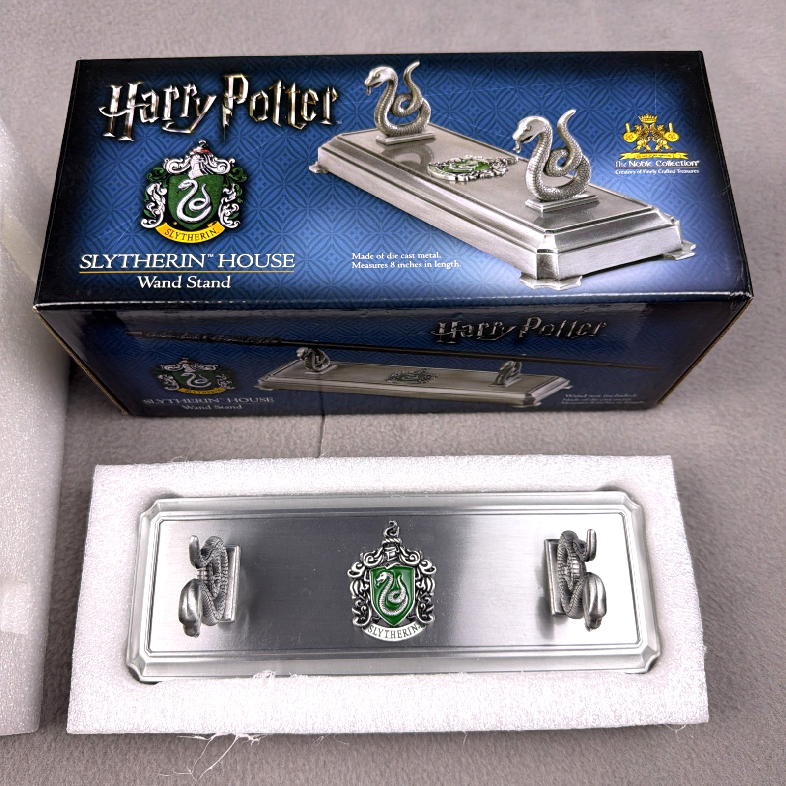 The Noble Collection Harry Potter Slytherin House Wand Stand NEW
