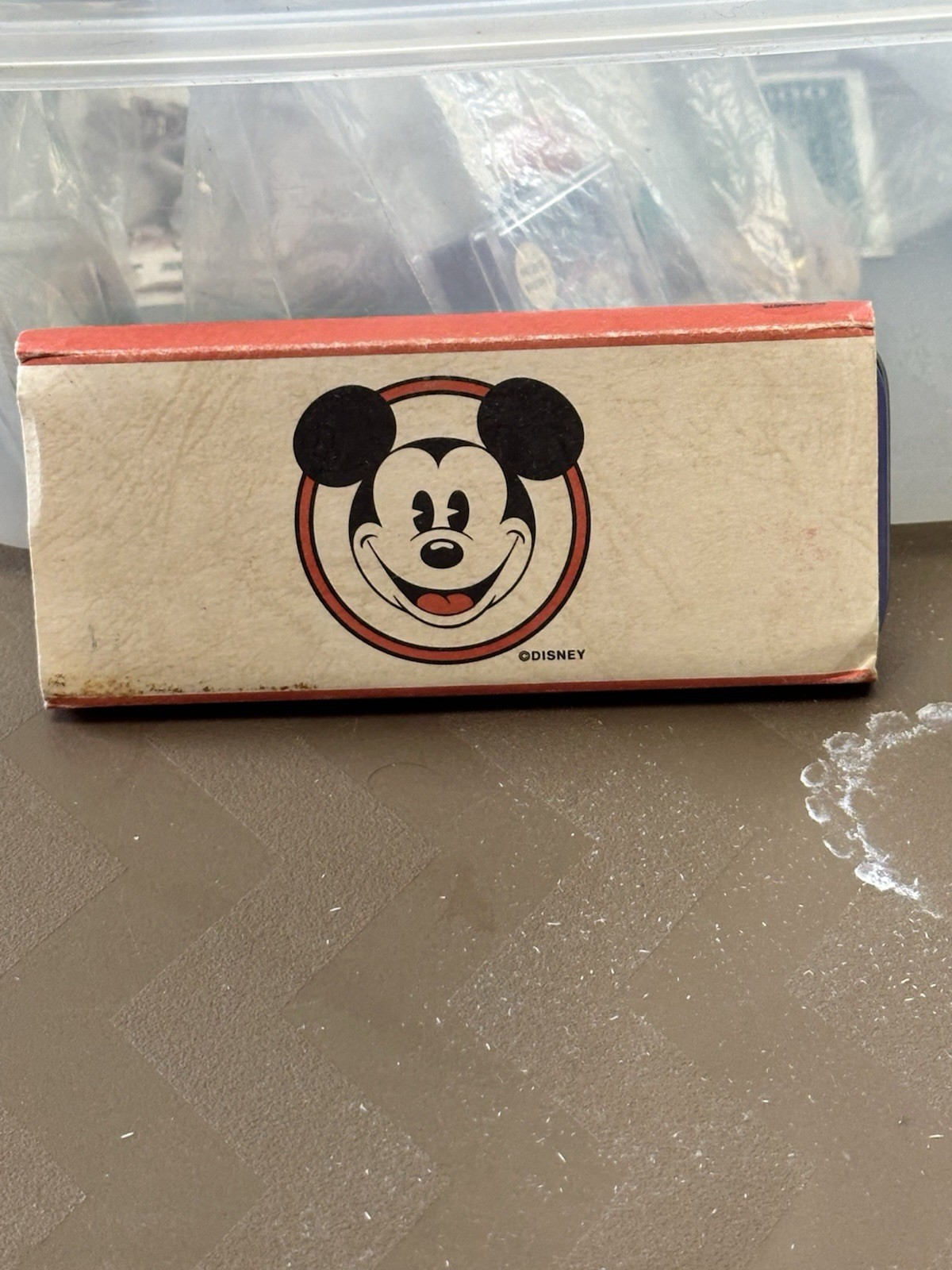 Walt Disney Mickey Mouse Shadow Watch Theme Parks  - FAST SHIPPING