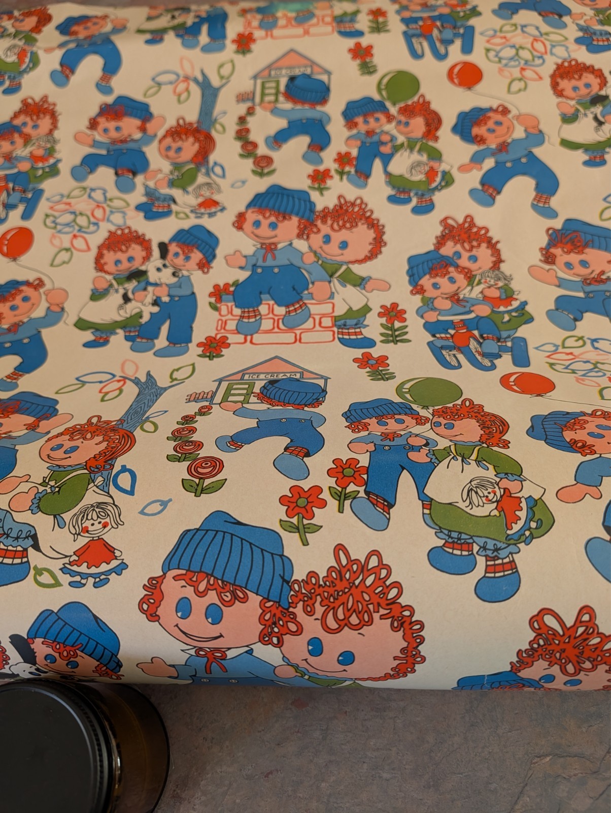 VINTAGE DEPT. STORE WRAPPING PAPER/ RAGGEDY ANN/ANDY/ON ROLL