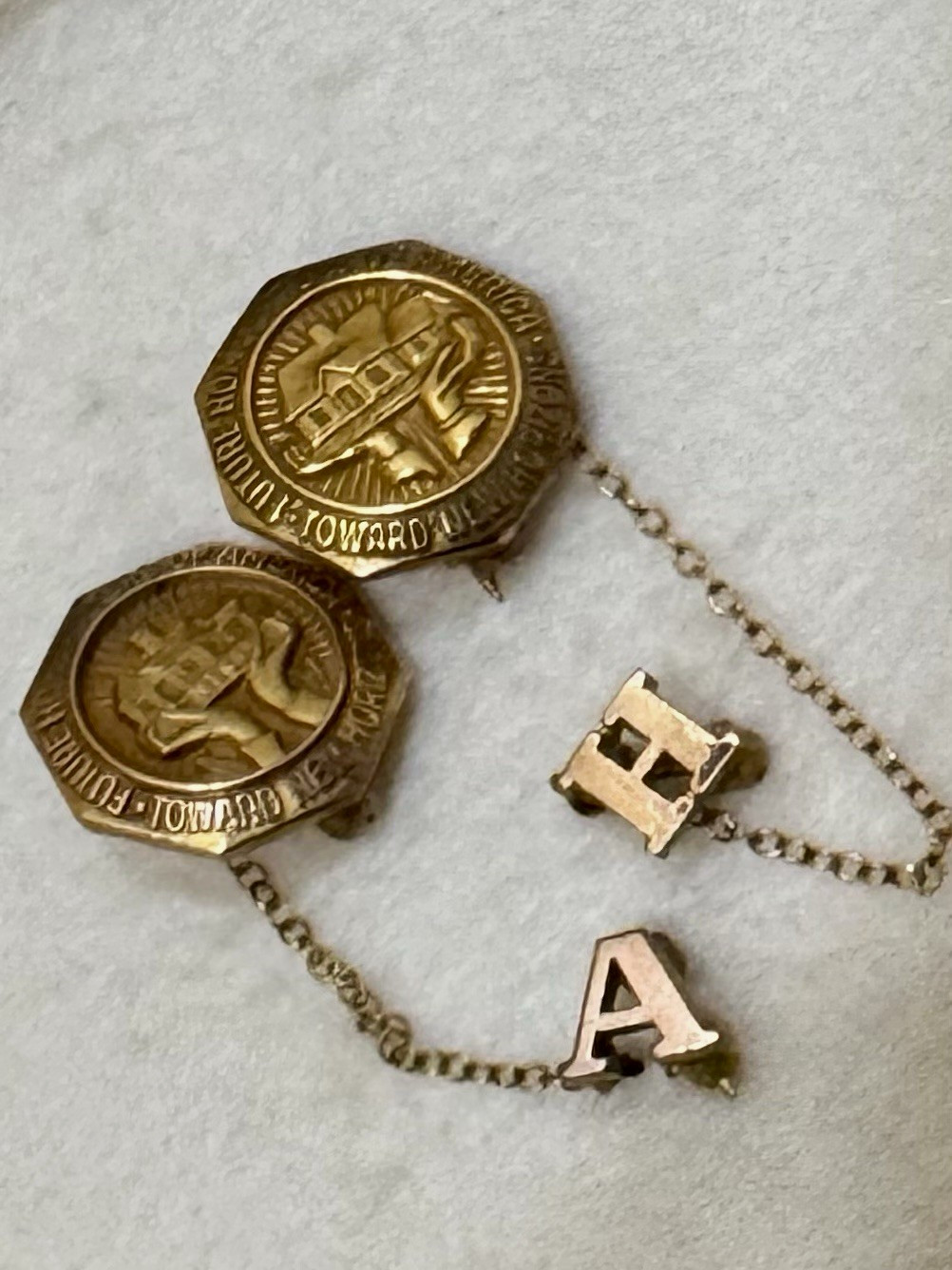 Lot of 2 Vintage L.G. Balfour 10K Gold Filled Future Homemakers of America (FHA) Lot of 2 Vintage L.G. Balfour 10K Gold Filled Future Homemakers of America (FHA)