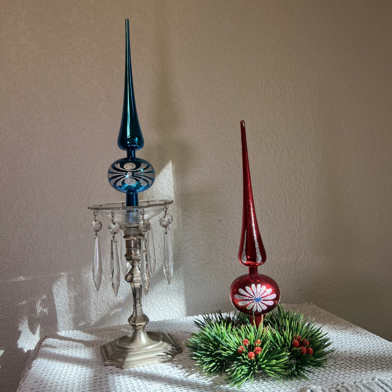 Two Vintage Christmas Plastic Tree Toppers Red & Blue 12” Finials Glitter Italy