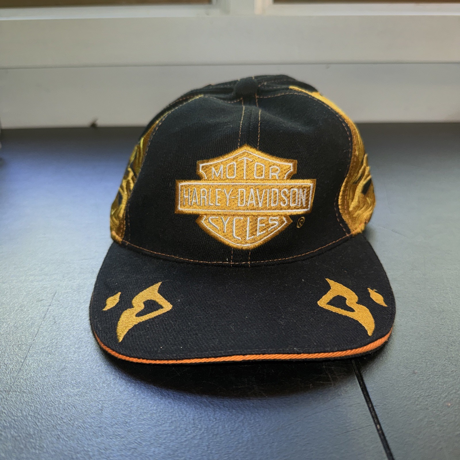 Vintage Harley Davidson Embroidered Flames Black & Gold Strapback Hat Cap NWT Vintage Harley Davidson Embroidered Flames Black & Gold Strapback Hat Cap NWT