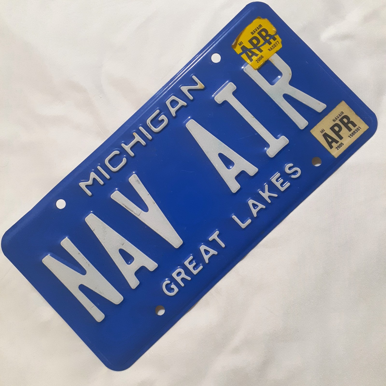 2006 Michigan License Plate Great Lakes Blue NAV AIR (Naval Air Systems Command)