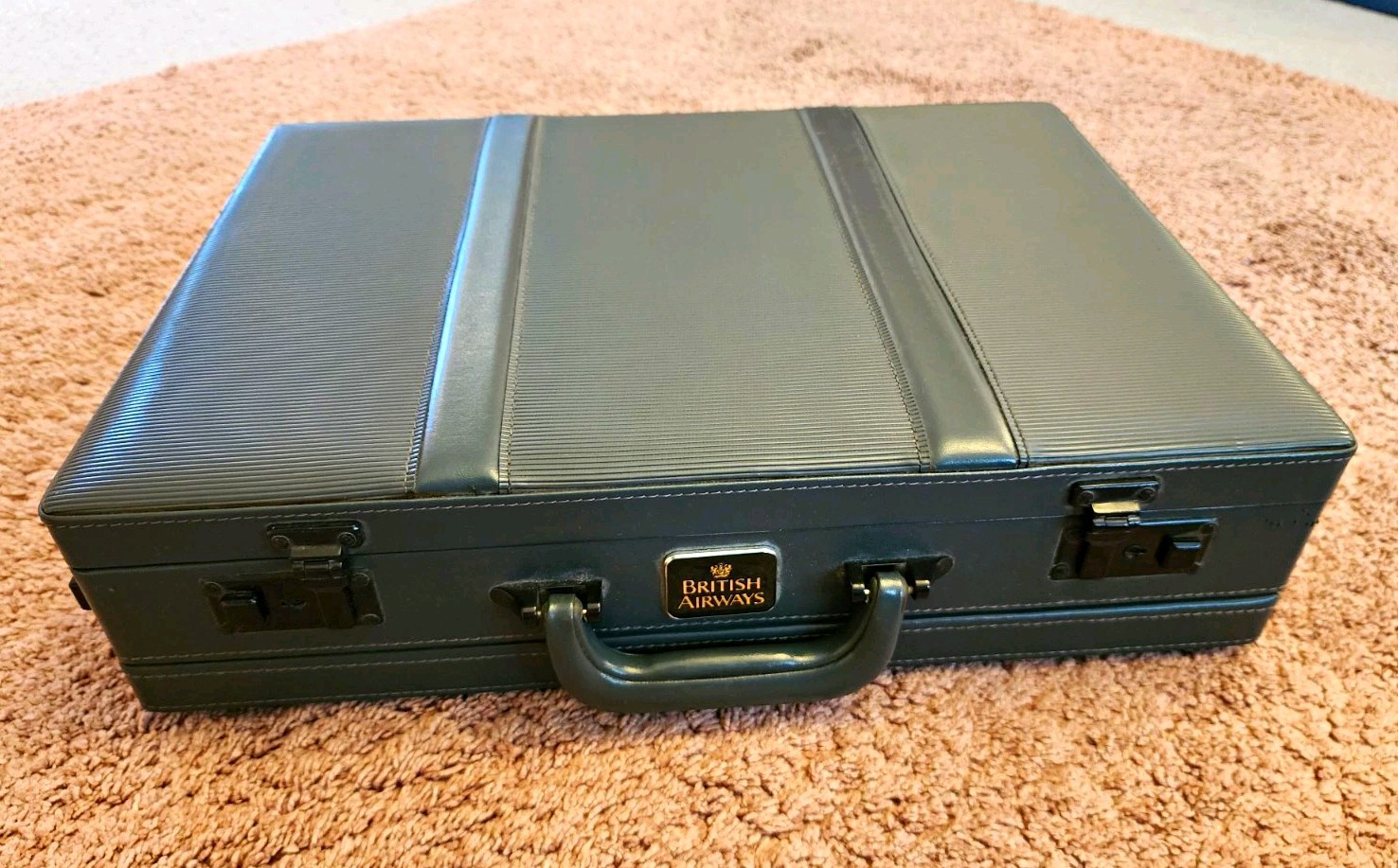 Vintage British Airways Briefcase | Flight Case Vintage British Airways Briefcase | Flight Case
