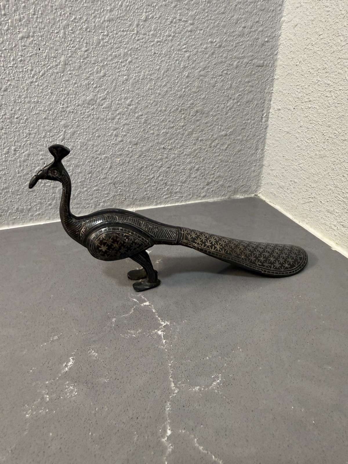 Vintage Metalware Peacock Etched Figure Statue Shoehorn Decorative Handmade Vintage Metalware Peacock Etched Figure Statue Shoehorn Decorative Handmade