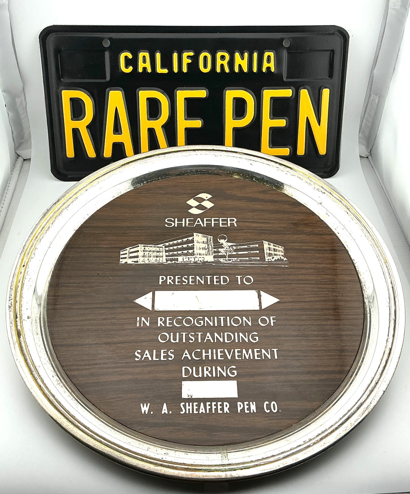 Vintage  W.A. SHEAFFER  Fountain Pen Sales Award 12