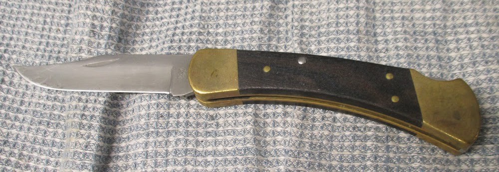 Vintage Buck 110 USA Folding Hunter Lockback Pocket Knife