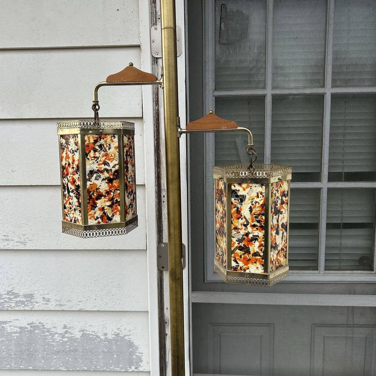 VTG Mid Century MCM Tension pole Swag lamp Light Plastic Mosaic Shades WORKS VTG Mid Century MCM Tension pole Swag lamp Light Plastic Mosaic Shades WORKS