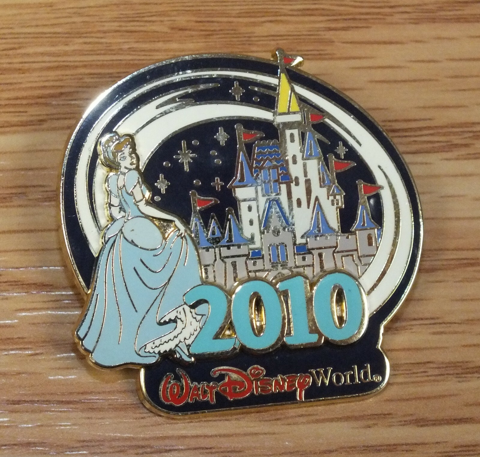 Walt Disney World 2010 First Release Cinderella Official Trading Collectible Pin